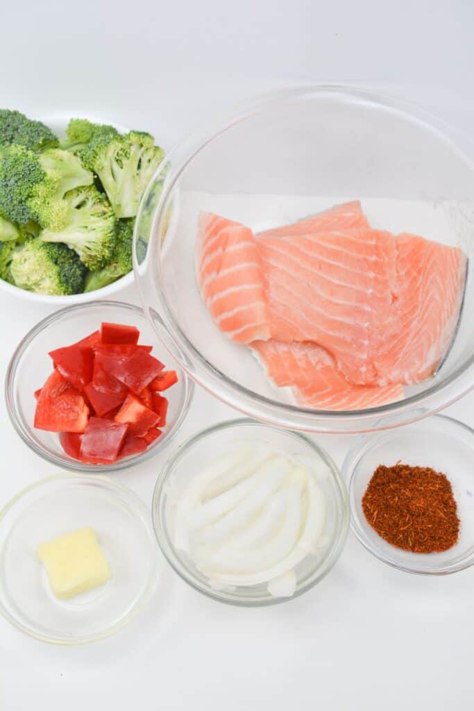 Ingredients for keto air fryer salmon recipe.